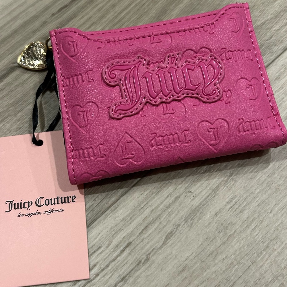 NWT Juicy Couture Embossed Pink Wallet